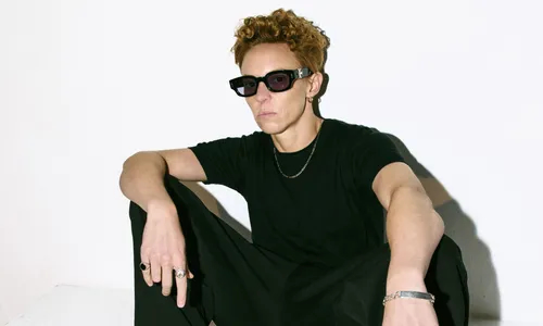 La Roux