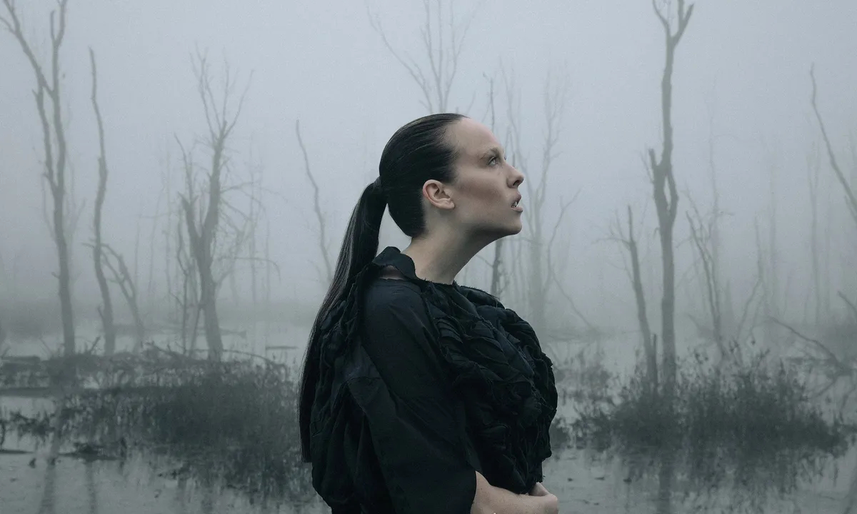 ALLIE X