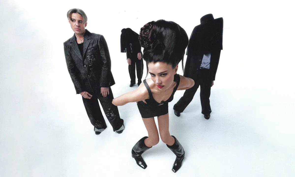 Confidence Man
