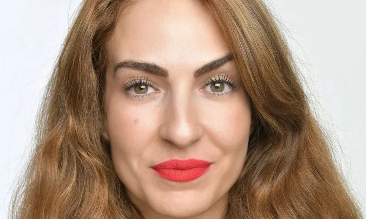 Esther Manito