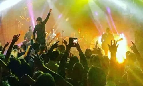 Live Forever Oasis
