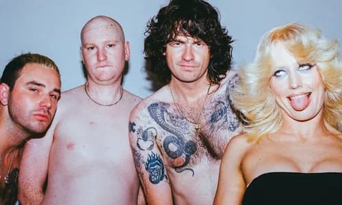 Amyl and the Sniffers
