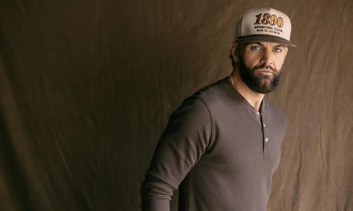 Dylan Scott