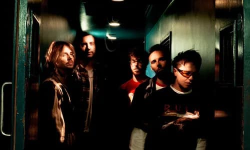 Nothing But Thieves