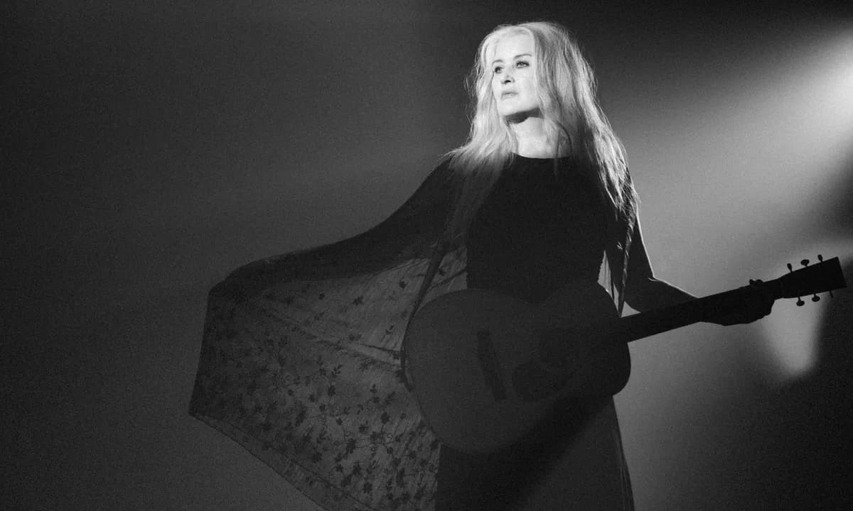 Paula Cole