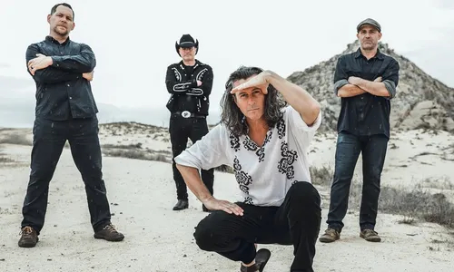 Roger Clyne & the Peacemakers